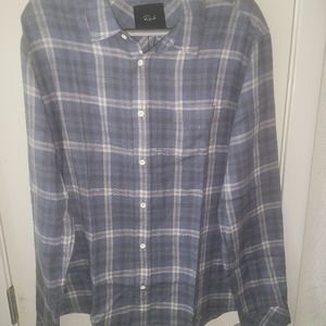 NWT- Rails Wyatt Button Down Long Sleeve Shirt Mens Size- Large